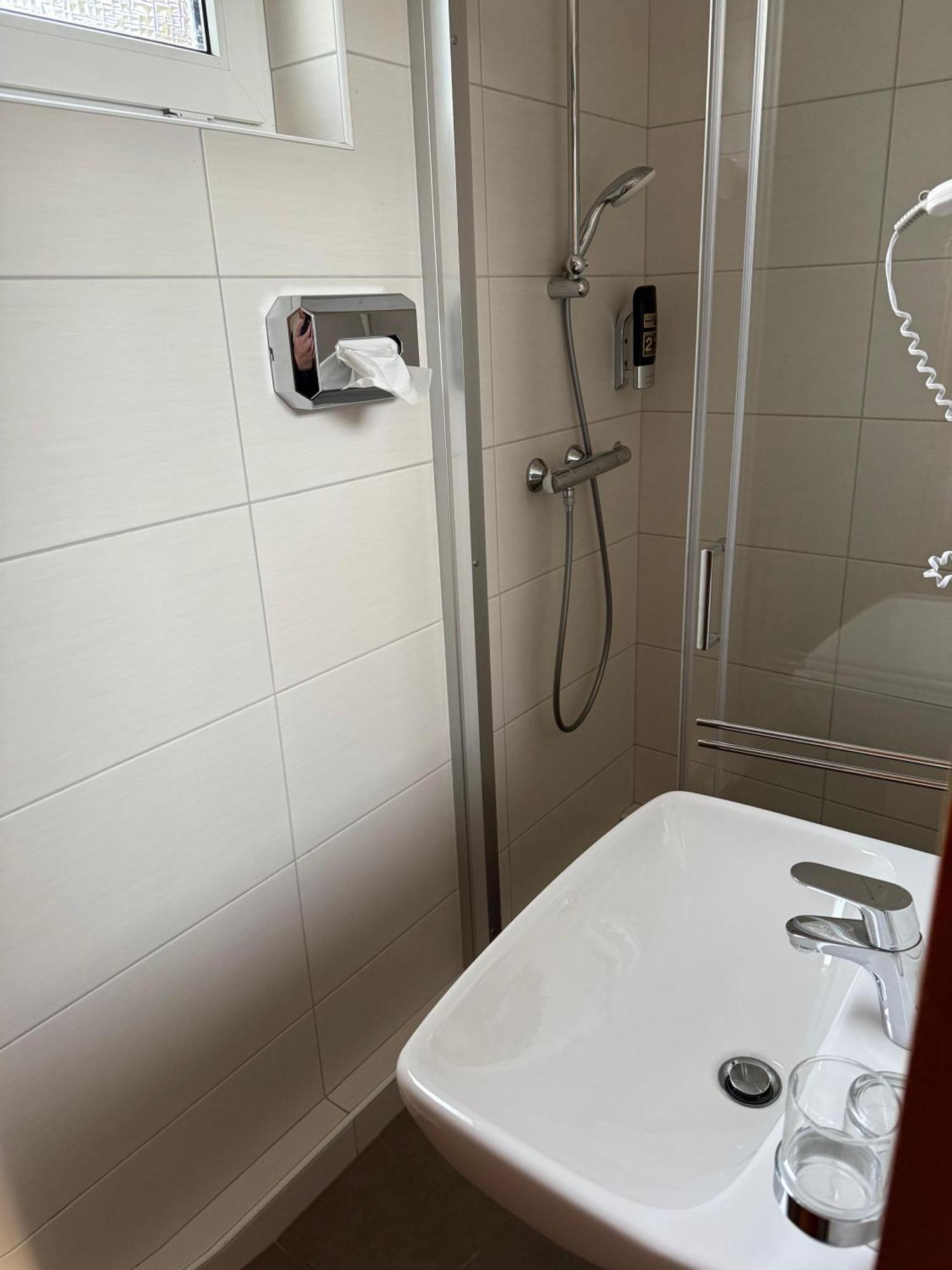 Hotel Nordseegruss 노르다히 외부 사진